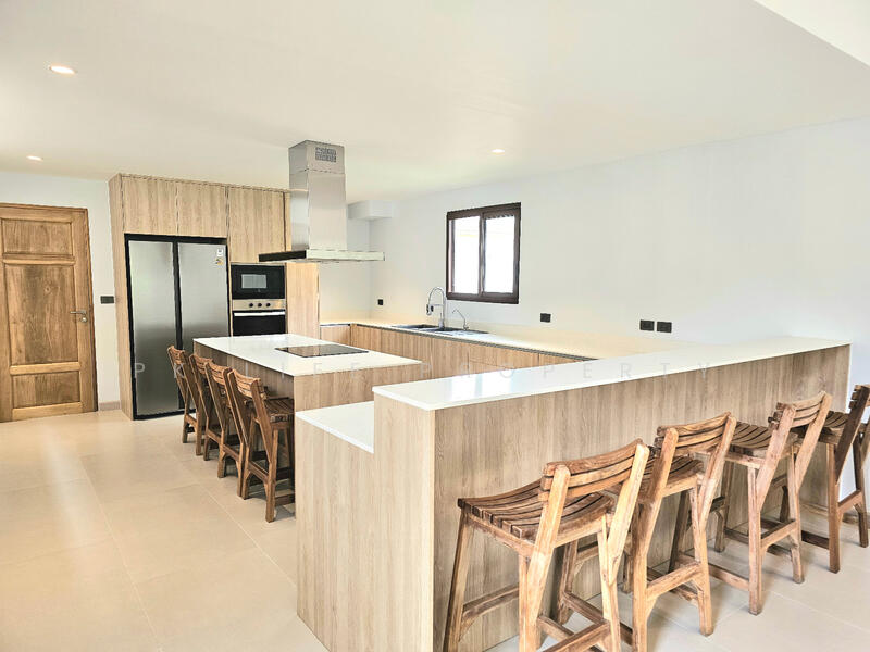 12R0240 This pool villa 5bedroom 5bathroom 250,000/month at Thalang have fully furnished, ภูเก็ต, เทพกระษัตรี, ถลาง, ภูเก็ต, 500 ตร.ม., วิลล่า ให้เช่า, โดย PK LIFE Property, 11476336 - DDproperty.com