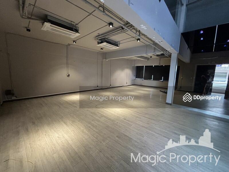 ปาร์ค อเวนิว เอกมัย, Bangkok, Khlong Tan Nua, Watthana, Bangkok, , 450 sqm, Office Space For Rent, by Magic Property, 11476474 - DDproperty.com