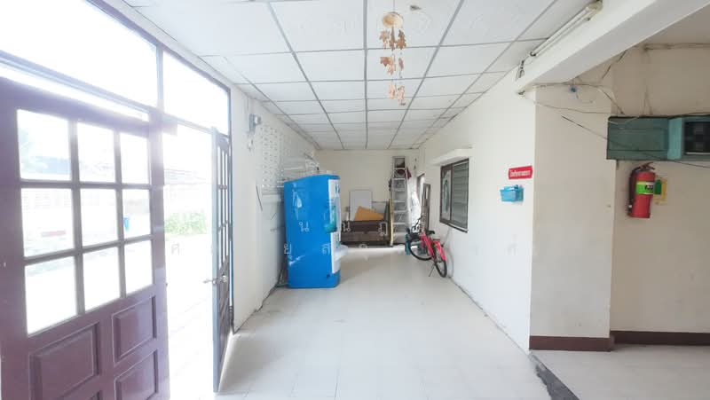 4-story apartment, 40 rooms, Setthakit Soi 20-22, near community areas., Bangkok, Pak Khlong Phasi Charoen, Phasi Charoen, Bangkok, 10+ Bedrooms, 1,100 sqm, Apartment For Sale, by ธนณัฎฐ์ ศตายุสกุลวงศ์, 11479055 - DDproperty.com