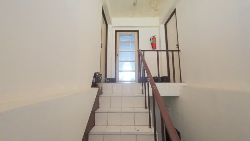 4-story apartment, 40 rooms, Setthakit Soi 20-22, near community areas., Bangkok, Pak Khlong Phasi Charoen, Phasi Charoen, Bangkok, 10+ Bedrooms, 1,100 sqm, Apartment For Sale, by ธนณัฎฐ์ ศตายุสกุลวงศ์, 11479055 - DDproperty.com