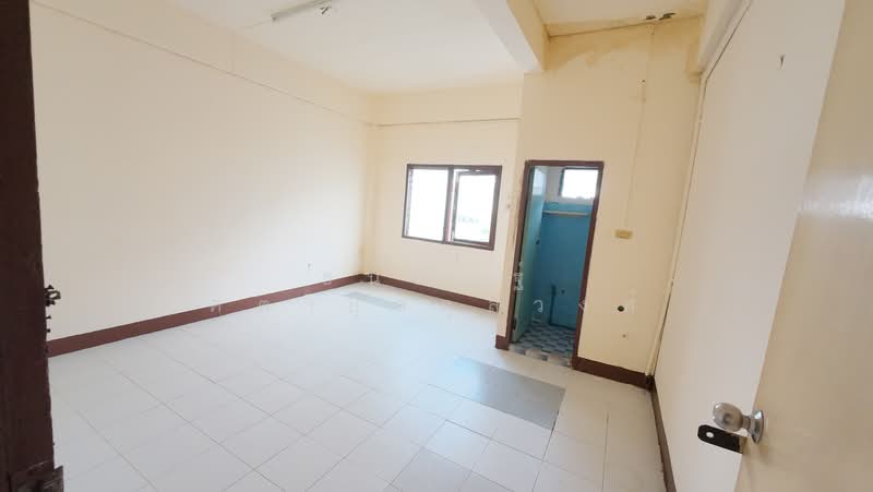 4-story apartment, 40 rooms, Setthakit Soi 20-22, near community areas., Bangkok, Pak Khlong Phasi Charoen, Phasi Charoen, Bangkok, 10+ Bedrooms, 1,100 sqm, Apartment For Sale, by ธนณัฎฐ์ ศตายุสกุลวงศ์, 11479055 - DDproperty.com