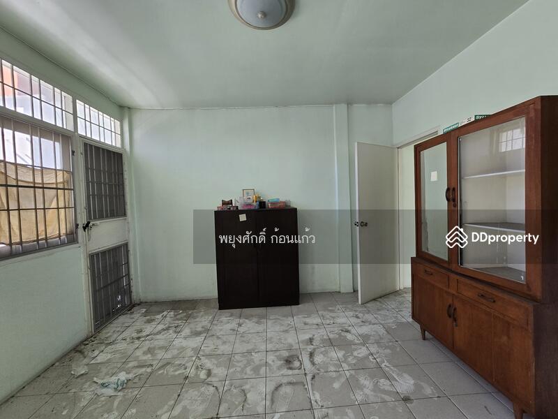 For Sale - Townhouse near bts Ladprao51, Bangkok