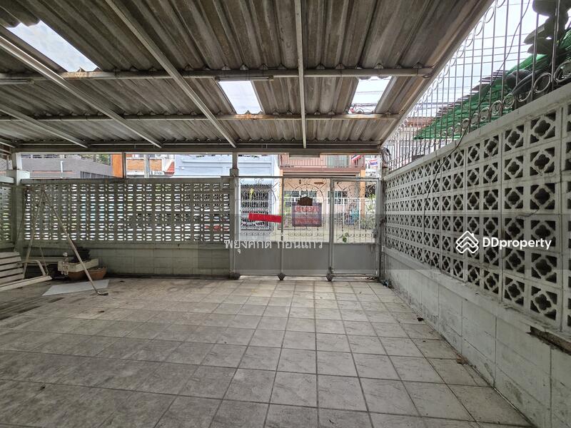 For Sale - Townhouse near bts Ladprao51, Bangkok