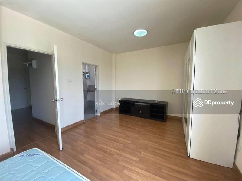 ให้เช่าบ้านแฝด หลังมุม ม.บุษบา เขาดิน สวนเสือ ศรีราชา, Chon Buri (Pattaya), Surasak, Si Racha, Chon Buri (Pattaya), 3 Bedrooms, 80 sqm, Townhouse For Rent, by Dusit Saengfa, 11480498 - DDproperty.com