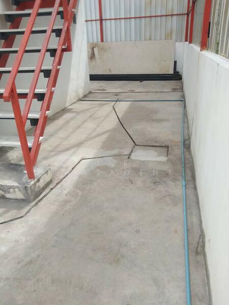 ให้เช่า - พื้นที่พร้อมออฟฟิต สุขาภิบาล 5, กรุงเทพ