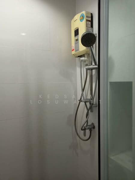 The Base Park East Sukhumvit 77, Bangkok, 99 Soi Pridi Banomyong 2, Phra Kanong Nua, Watthana, Bangkok, Studio, 26 sqm, Condo For Rent, by Kedsara Losuwarat, 11482041 - DDproperty.com