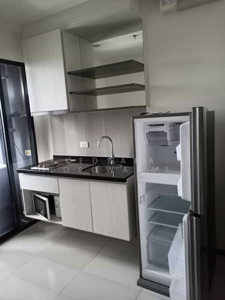 The Base Park East Sukhumvit 77, Bangkok, 99 Soi Pridi Banomyong 2, Phra Kanong Nua, Watthana, Bangkok, Studio, 26 sqm, Condo For Rent, by Kedsara Losuwarat, 11482041 - DDproperty.com