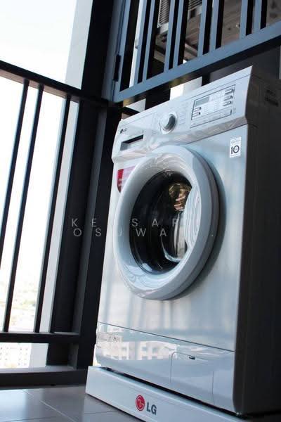 The Base Park East Sukhumvit 77, Bangkok, 99 Soi Pridi Banomyong 2, Phra Kanong Nua, Watthana, Bangkok, 1 Bedroom, 30 sqm, Condo For Rent, by Kedsara Losuwarat, 11482041 - DDproperty.com