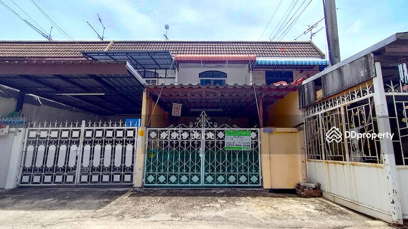 ขาย - ทาวน์เฮาส์ 2 ชั้น หมู่บ้าน ปิ่นเจริญ 1 (ทรงประภา-ดอนเมือง) เนื้อที่ 25 ตร.ว., กรุงเทพ
