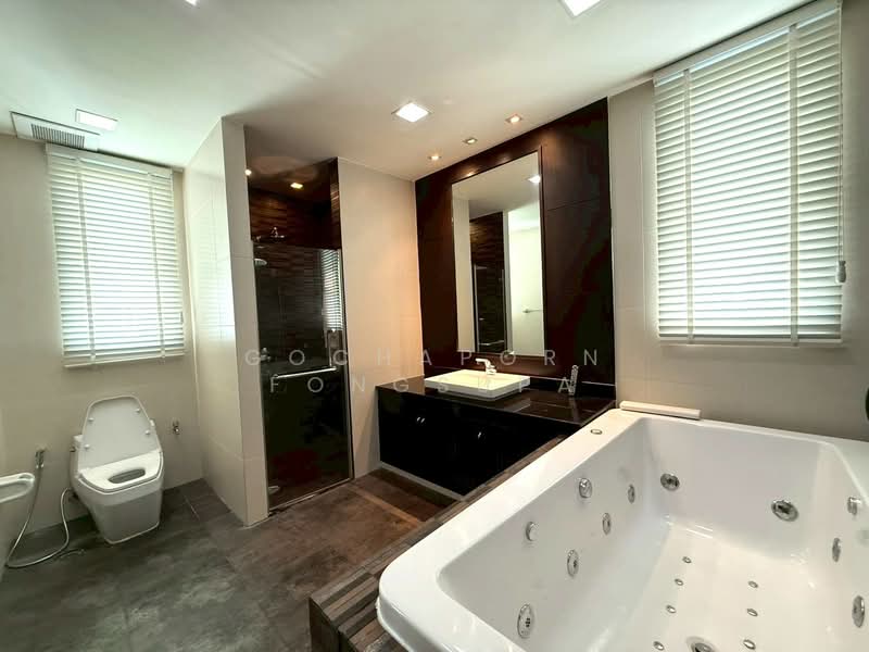 High-rise apartment at Sukhumvit 19, กรุงเทพ, คลองตันเหนือ, วัฒนา, กรุงเทพ, 440 ตร.ม., อพาร์ทเมนท์ ให้เช่า, โดย Gochaporn Fongsupa, 11482676 - DDproperty.com
