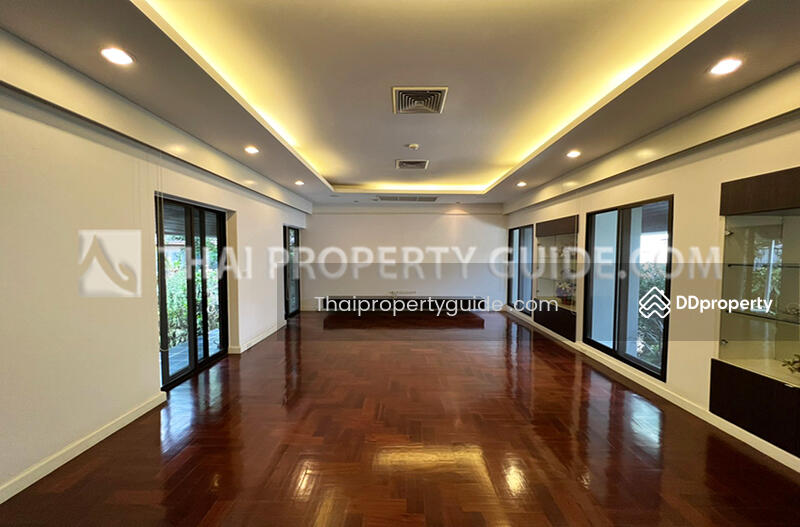 ให้เช่า - House with Private Pool in Sathorn, กรุงเทพ