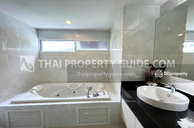 ให้เช่า - House with Private Pool in Sathorn, กรุงเทพ