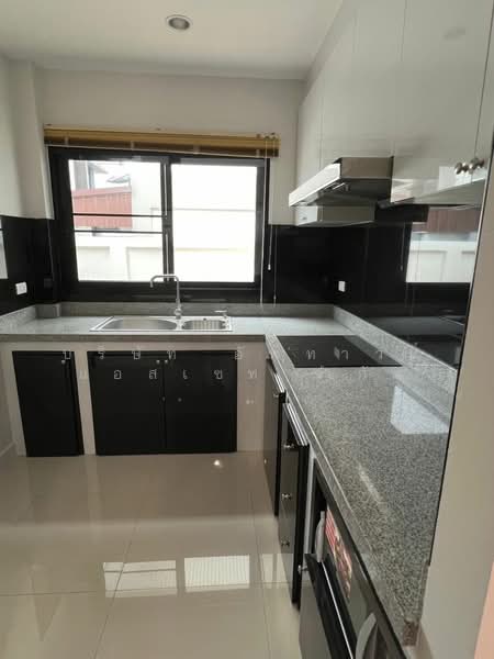 เดอะ คอมพลีท ศรีราชา, Chon Buri (Pattaya), Surasak, Si Racha, Chon Buri (Pattaya), 3 Bedrooms, 1 sqm, Single Detached House For Rent, by Amwika Karoonsombat, 11483036 - DDproperty.com