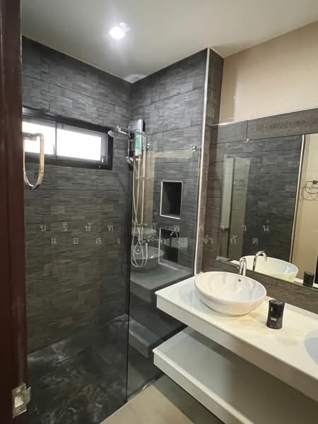 เดอะ คอมพลีท ศรีราชา, Chon Buri (Pattaya), Surasak, Si Racha, Chon Buri (Pattaya), 3 Bedrooms, 1 sqm, Single Detached House For Rent, by Amwika Karoonsombat, 11483036 - DDproperty.com