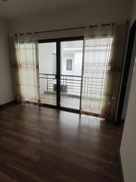 เดอะ คอมพลีท ศรีราชา, Chon Buri (Pattaya), Surasak, Si Racha, Chon Buri (Pattaya), 3 Bedrooms, 1 sqm, Single Detached House For Rent, by Amwika Karoonsombat, 11483036 - DDproperty.com