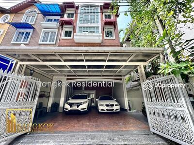 ขาย - Townhouse in Compound, กรุงเทพ