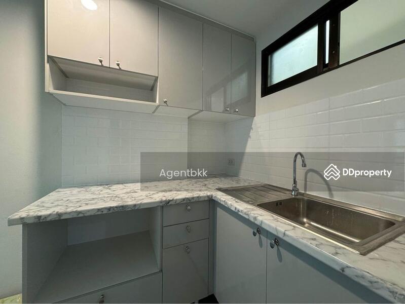 Lumpini Place Ratchada-Thapra, Bangkok, 18 Ratchadaphisek Road, Bukkalo, Thon Buri, Bangkok, 1 Bedroom, 35 sqm, Condo For Sale, by Agentbkk, 11483396 - DDproperty.com