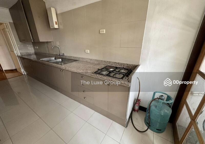 Navin Mansion, Bangkok, Chong Nonsi, Yan Nawa, Bangkok, 2 Bedrooms, 145 sqm, Apartment For Rent, by The Luxe Group, 11483517 - DDproperty.com