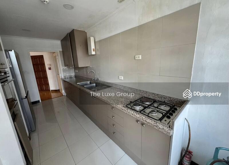 Navin Mansion, Bangkok, Chong Nonsi, Yan Nawa, Bangkok, 2 Bedrooms, 145 sqm, Apartment For Rent, by The Luxe Group, 11483517 - DDproperty.com