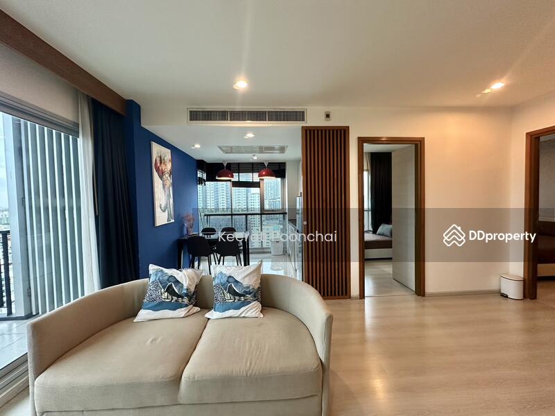 Life Ratchadapisek, Bangkok, 279 Ratchadapisaek Road, Huai Khwang, Bangkok, 2 Bedrooms, 65 sqm, Condo For Rent, by Keerati Poonchai, 11483989 - DDproperty.com