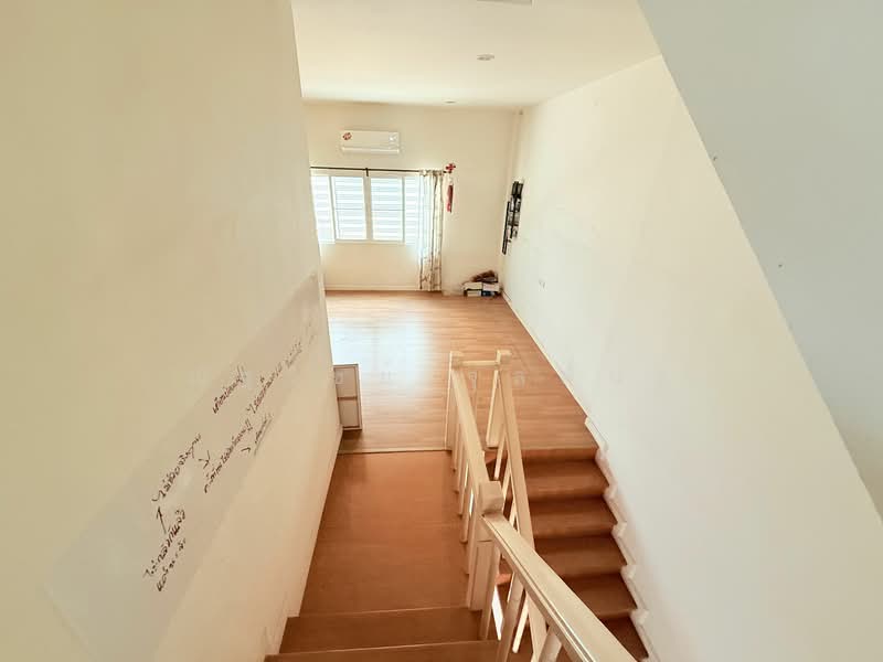 ขายทาวน์โฮม 3 ชั้น ในโครงการ ยูโร โนวา ซอยลาดกระบัง 24/1ราคาถูกมากติดถนนลาดกระบัง, กรุงเทพ, 478/68 ลาดดระบัง, ลาดกระบัง, ลาดกระบัง, กรุงเทพ, 183 ตร.ม., ทาวน์เฮ้าส์ ขาย, โดย ณัฐวิชย์ จุลพันธ์, 11484226 - DDproperty.com