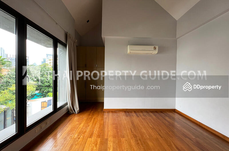 For Rent - House with Private Pool in Sukhumvit, Bangkok