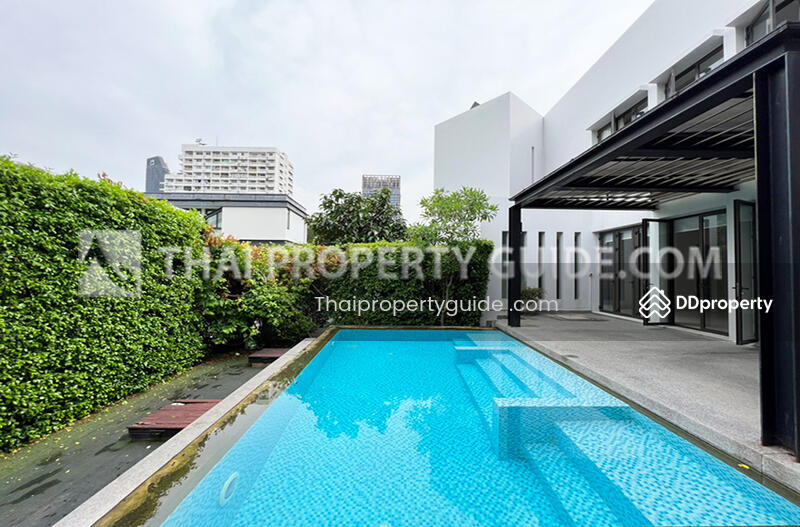For Rent - House with Private Pool in Sukhumvit, Bangkok
