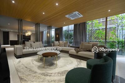 ขาย - Modern Luxury Pool Villa 3-storey for Sale, กรุงเทพ