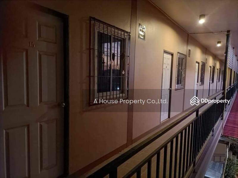 For Sale - Bangsaen dormitory business With furniture, Soi Huai Kapi 18, Chon Buri