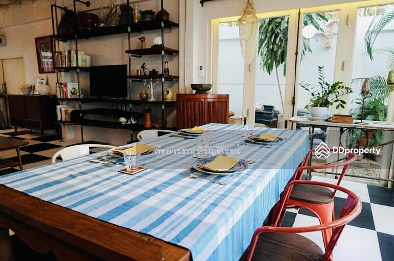 House for rent in Ekamai 12, Sukhumvit 61, 3beds 3baths, garden, Cafe, living, office, Art ,90k, Bangkok, Phra Kanong Nua, Watthana, Bangkok, 3 Bedrooms, 300 sqm, Single Detached House For Rent, by คัทยวรรณ หิรัญจิโรจน์, 11486777 - DDproperty.com