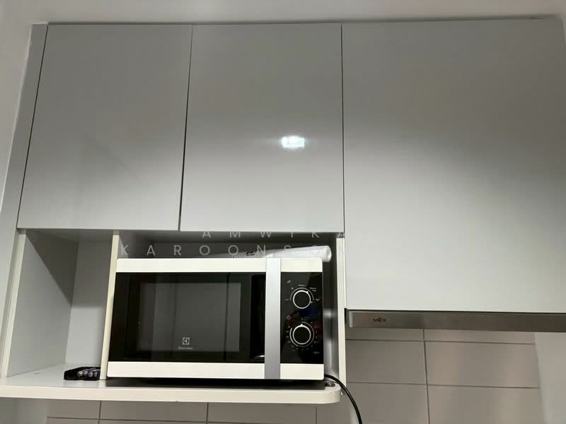 IDEO MOBI Sukhumvit 81, Bangkok, 2097 Sukhumvit Road, Bang Chak, Phra Khanong, Bangkok, 1 Bedroom, 31 sqm, Condo For Rent, by Amwika Karoonsombat, 11488091 - DDproperty.com