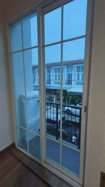 Golden Town 2 Ladprao-Kaset Nawamin, Bangkok, Soi Nawamin 42 Yak 27, Khlong Kum, Bueng Kum, Bangkok, 4 Bedrooms, 113 sqm, Townhouse For Sale, by Connex Property, 11491017 - DDproperty.com