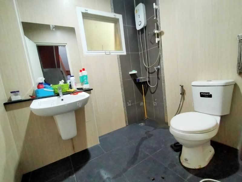 ลลิล อินเดอะพาร์ค วงแหวนฯ-เทพารักษ์ (ซอยมังกร), Samut Prakan, - -, Phreak Sa Mai, Muang Samut Prakarn, Samut Prakan, 4 Bedrooms, 150 sqm, Single Detached House For Sale, by ปภัชญา ธนัตถ์ภรณ์, 11491462 - DDproperty.com