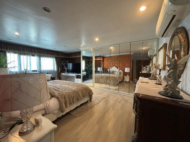 Sathorn Gardens, Bangkok, 39 South Sathorn Road, Thung Maha Mek, Sathon, Bangkok, 3 Bedrooms, 200 sqm, Condo For Sale, by Connex Property, 11491697 - DDproperty.com