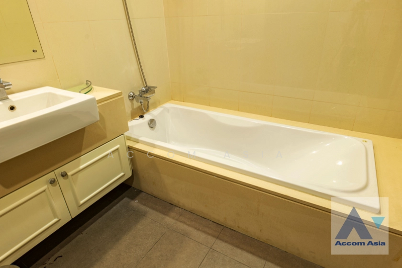 Le Luk Condominium : เลอ ลักซ์ คอนโดมิเนียม, กรุงเทพ, 1599 291 ถ.สุขุมวิท, พระโขนงเหนือ, วัฒนา, กรุงเทพ, 78 ตร.ม., คอนโด ขาย, โดย Accom Asia, 11493889 - DDproperty.com