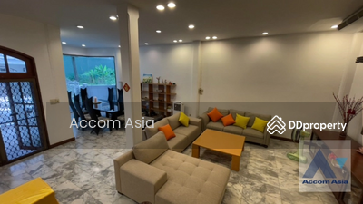ขาย - Ekkamai Villas, กรุงเทพ