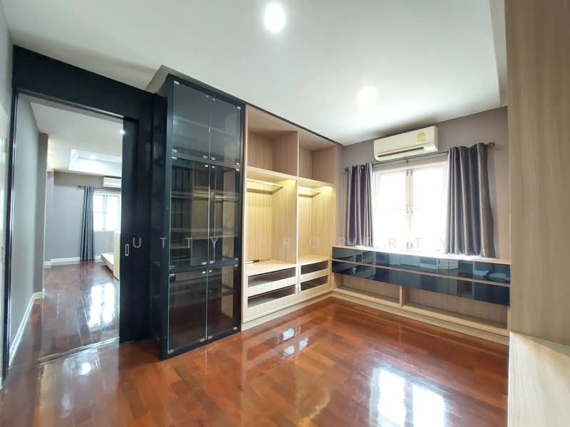 Baan Nantawan Srinakarin, Samut Prakan, Srinakarin Road, Bang Muang Mai, Muang Samut Prakarn, Samut Prakan, 3 Bedrooms, 185 sqm, Single Detached House For Sale, by Nutty Property, 11496452 - DDproperty.com