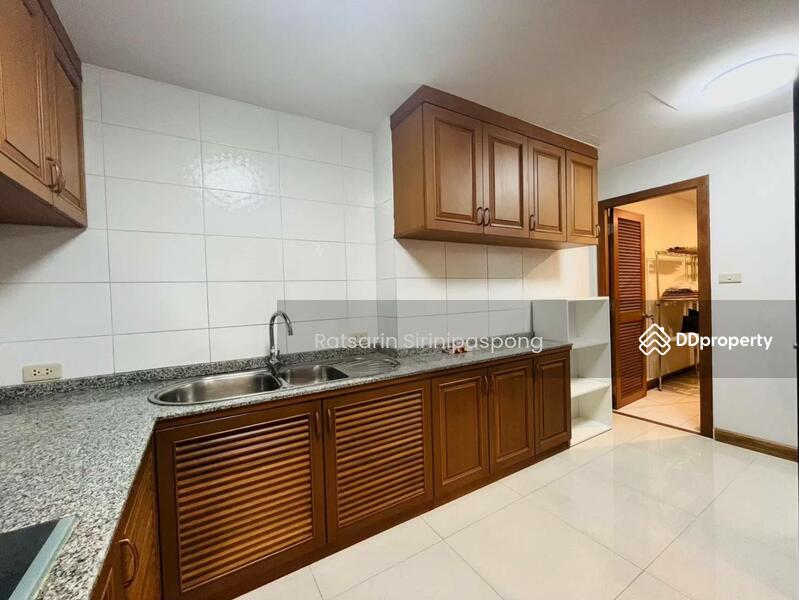 Acadamia Grand Tower, Bangkok, Soi Sukhumvit 43, Khlong Tan Nua, Watthana, Bangkok, 3 Bedrooms, 194 sqm, Condo For Sale, by Ratsarin Sirinipaspong, 11499378 - DDproperty.com