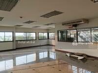 ขาย - ที่ดินพร้อมอาคารสำนักงาน ทำเลศักยภาพ คันนายาว-รามอินทรา, กรุงเทพ