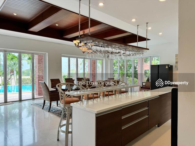 Detached home pool villa, Chon Buri (Pattaya), Bang Lamung, Bang Lamung (Pattaya), Chon Buri (Pattaya), 4 Bedrooms, 550 sqm, Villa For Sale, by The Luxe Group, 11502340 - DDproperty.com