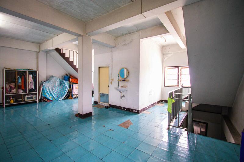 ขายอาคารพาณิชย์ 2 คูหา ติดถนนมิตรภาพ สีคิ้ว นครราชสีมา 3.5 ชั้น ที่ดิน 83.2 ตร.วา, นครราชสีมา, มิตรภาพ, ลาดบัวขาว, สีคิ้ว, นครราชสีมา, 400 ตร.ม., ตึกแถว-อาคารพาณิชย์ ขาย, โดย คุณเอ็มมี่, 11503072 - DDproperty.com