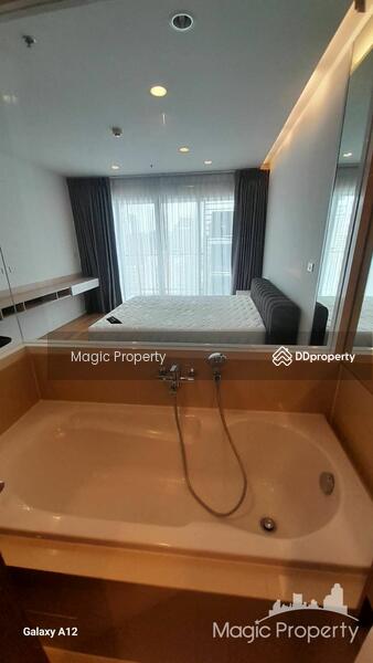 15 Sukhumvit Residences, Bangkok, Soi Sukhumvit 15, Khlongtoei Nua, Watthana, Bangkok, 3 Bedrooms, 137 sqm, Condo For Sale, by Magic Property, 11503899 - DDproperty.com