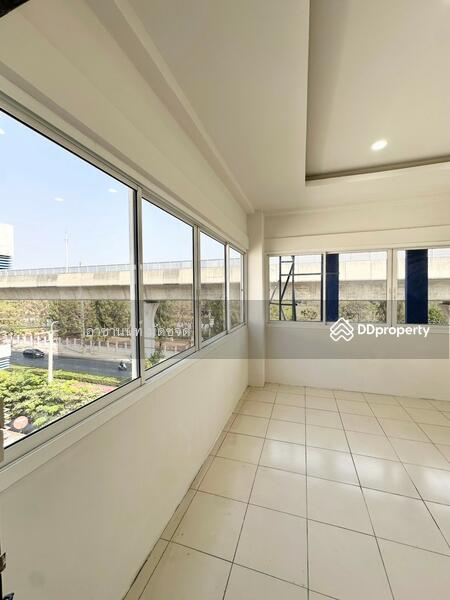 For Sale - 7/20 Building near the 4-storey commercial building next to Phaholyothin Road, Bangkok