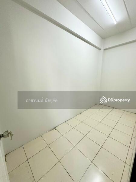 For Sale - 7/20 Building near the 4-storey commercial building next to Phaholyothin Road, Bangkok