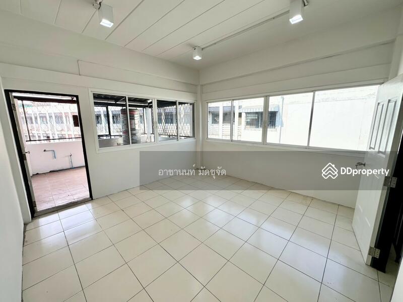 For Sale - 7/20 Building near the 4-storey commercial building next to Phaholyothin Road, Bangkok