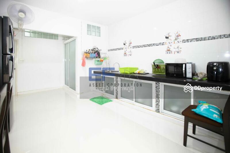 ทาวน์เฮ้าส์ บ้านบัวทอง บางใหญ่ พื้นที่ 208 ตารางเมตร
