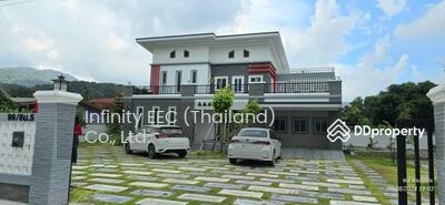 ขาย - ขายบ้านหรูสร้างใหม่ ขนาดใหญ่ พื้นที่เยอะ ใจกลางเมืองชลบุรี ตกแต่งพร้อมเฟอร์นิเจอร์ (In1), ชลบุรี