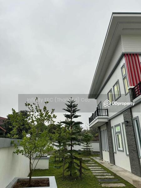 ขาย - ขายบ้านหรูสร้างใหม่ ขนาดใหญ่ พื้นที่เยอะ ใจกลางเมืองชลบุรี ตกแต่งพร้อมเฟอร์นิเจอร์ (In1), ชลบุรี