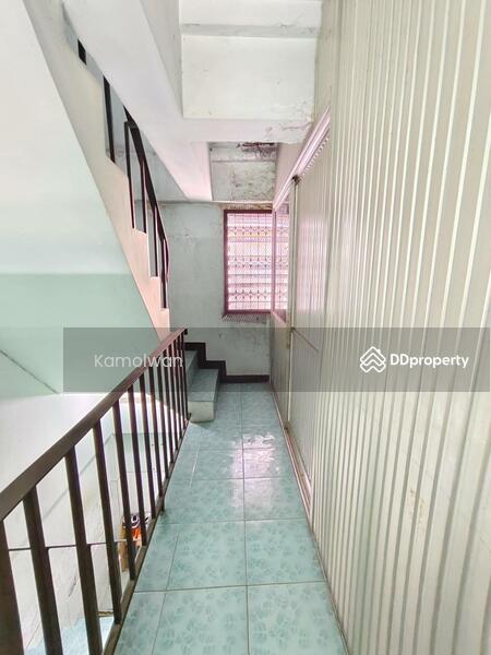 Commercial building, trading location, close to the BTS, only 2 minute, Bangkok, ลาดพร้าว, Wang Thonglang, Wang Thonglang, Bangkok, , 250 sqm, Shophouse For Sale, by Kamolwan, 11508603 - DDproperty.com