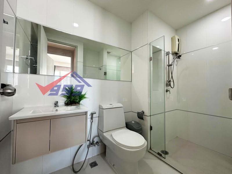 Thru Thonglor, Bangkok, Petchaburi Road, Bang Kapi, Huai Khwang, Bangkok, 1 Bedroom, 38 sqm, Condo For Rent, by คุณรวีวรรณ อู่เงิน, 11509021 - DDproperty.com